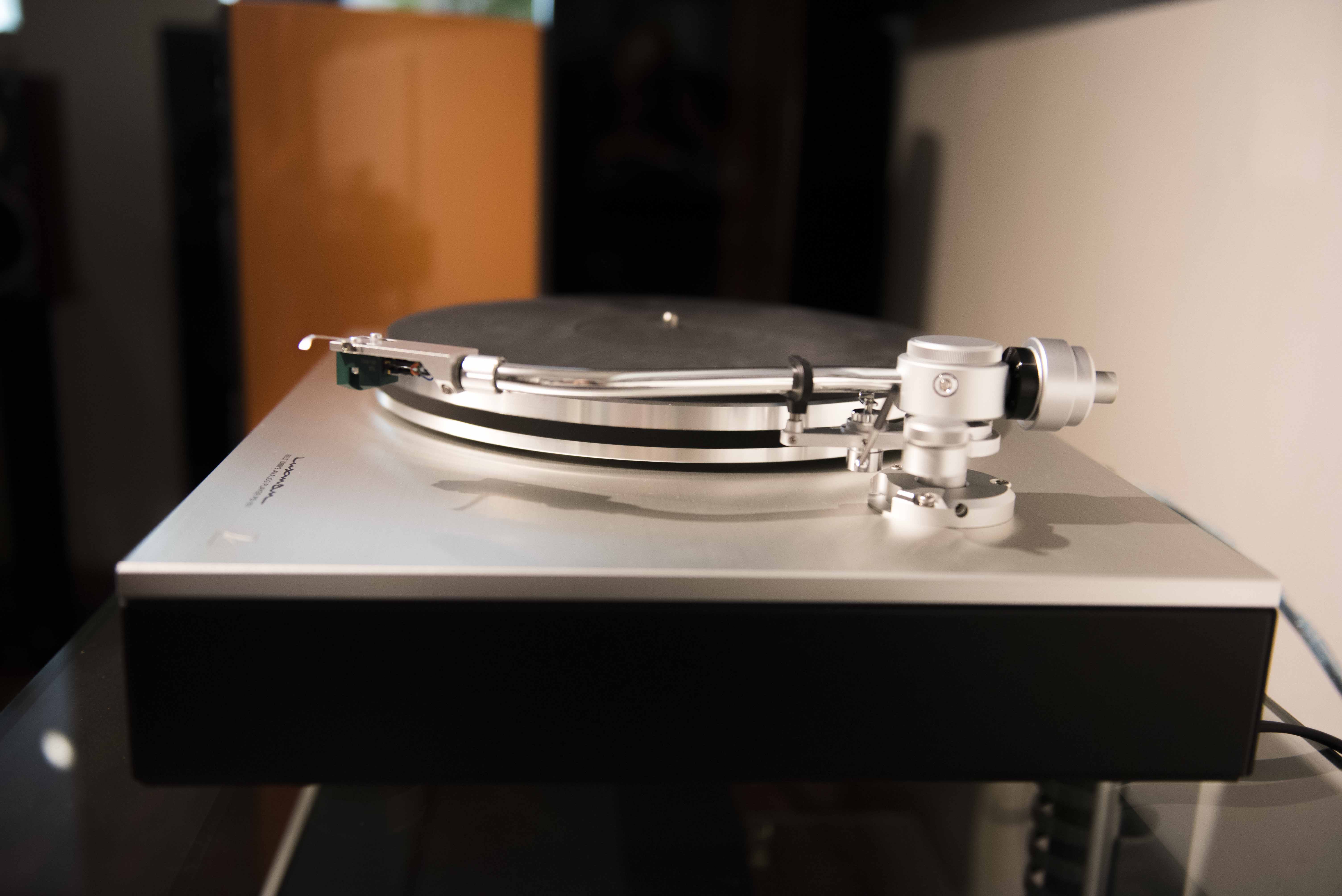 Luxman7