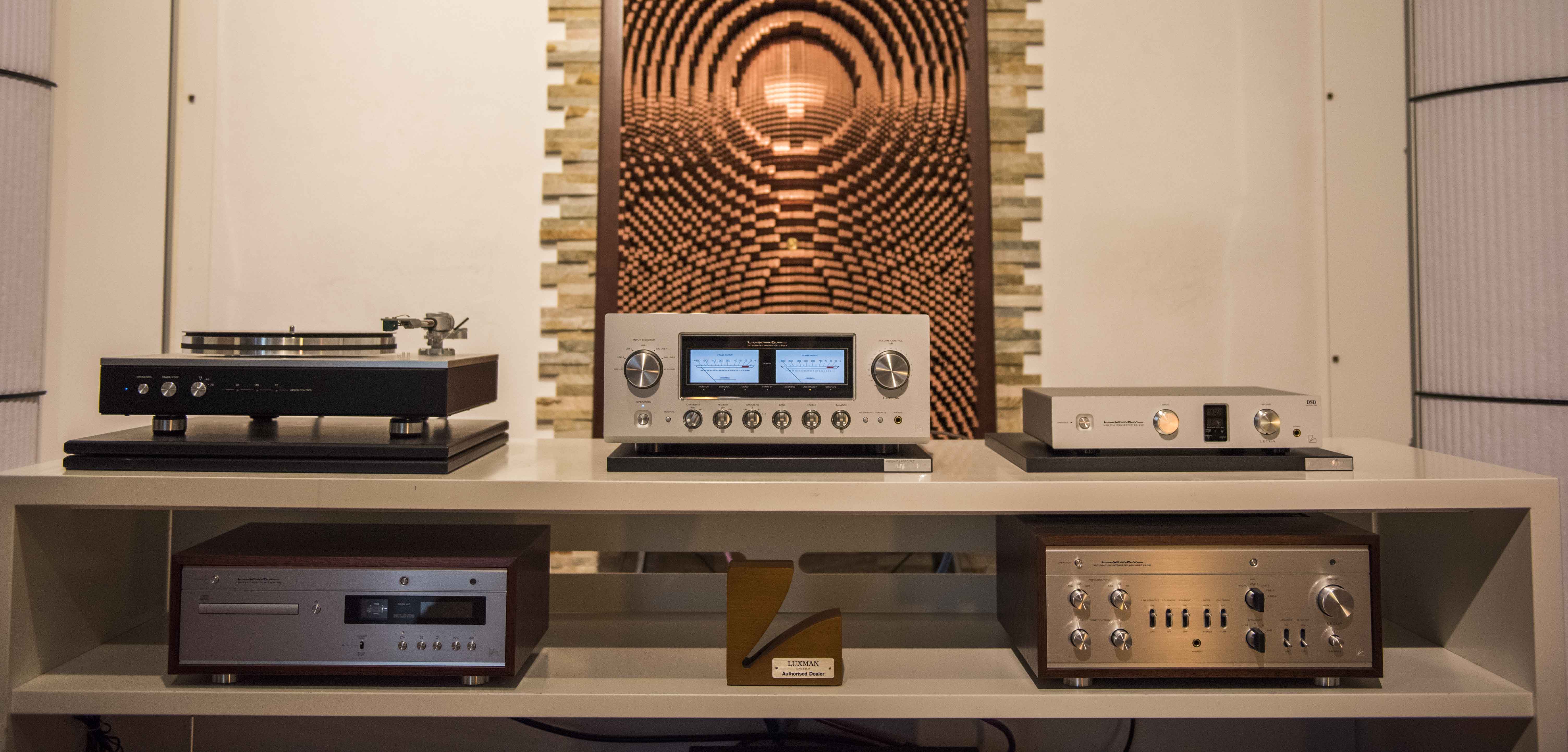 Luxman31