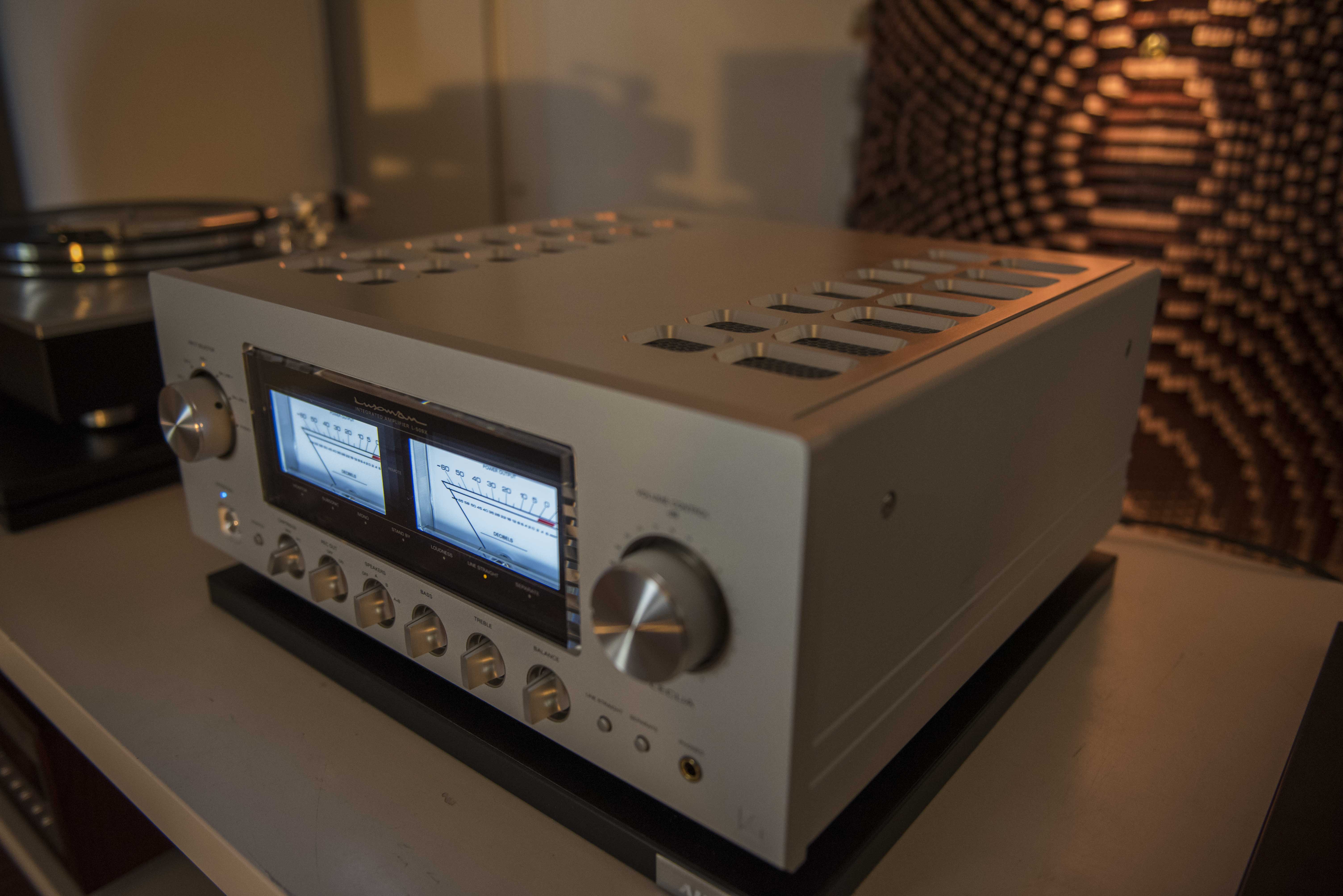 Luxman29