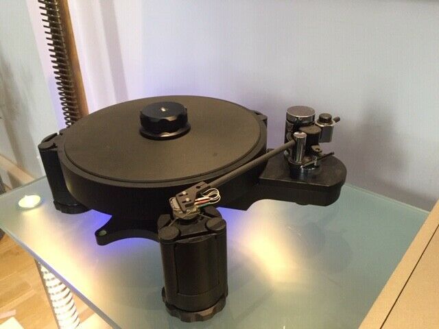 AVID Acutus Reference Mono SP Black Edition limited Laufwerk -AUSSTELLER-