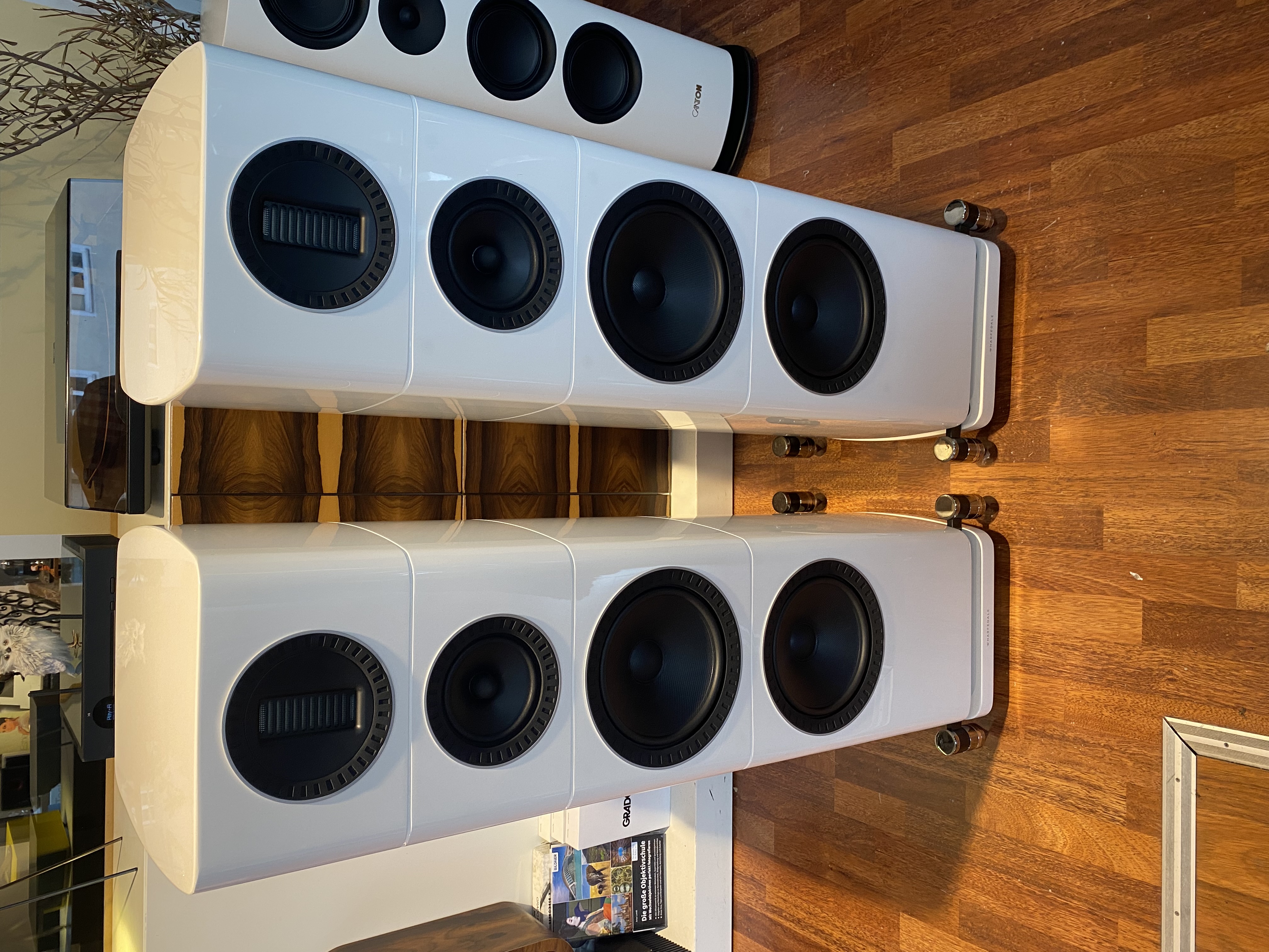 Wharfedale Elysian 4 Standlautsprecher - Kundenkommission