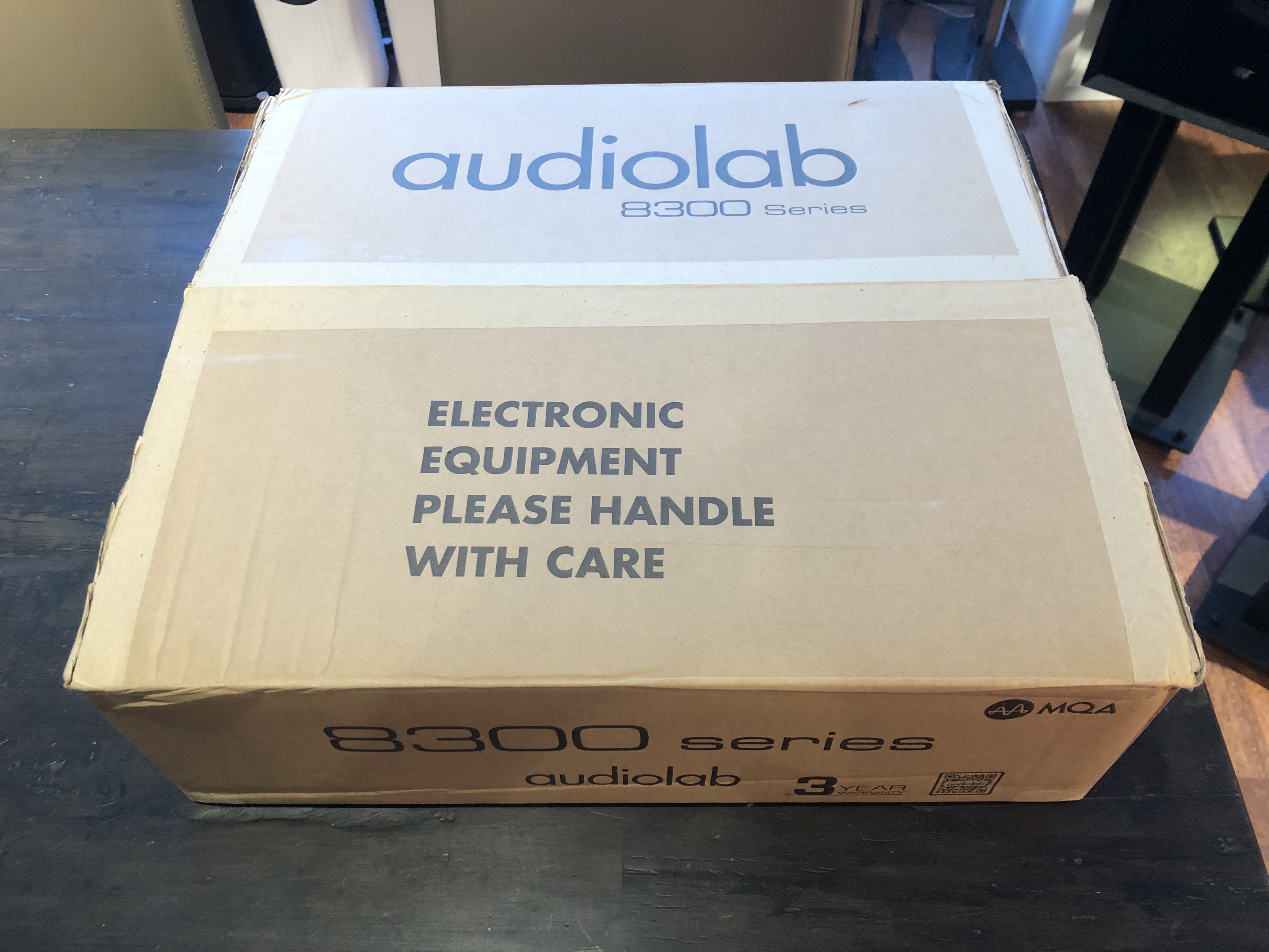 Audiolab 8300CDQ CD-Player - Auspackgerät