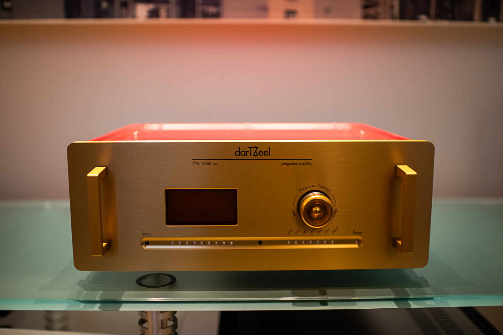darTZeel CTH-8550 Mk2 Vollverstärker - Aussteller